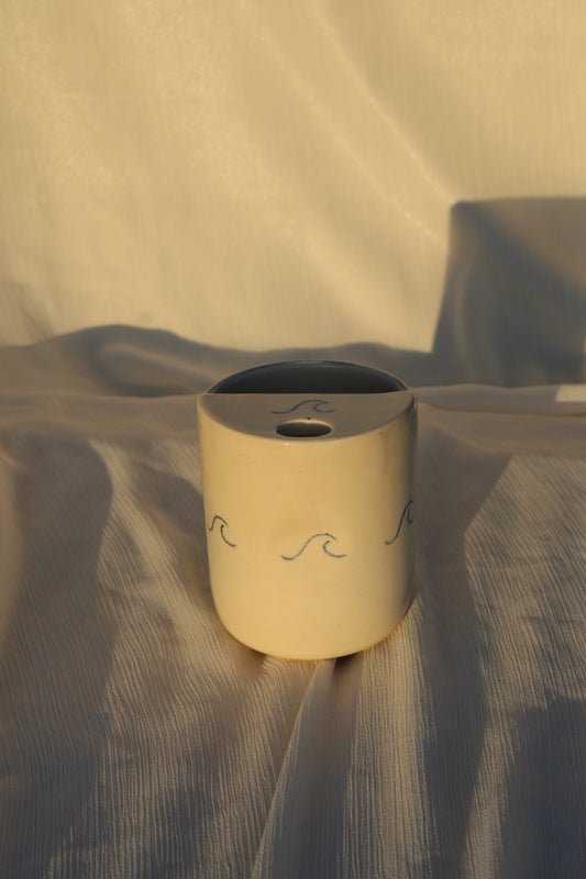 Sip Cup (It Comes In Waves)